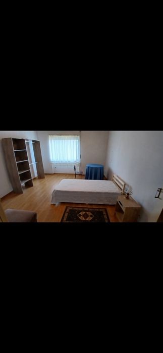 Arrenda se quarto