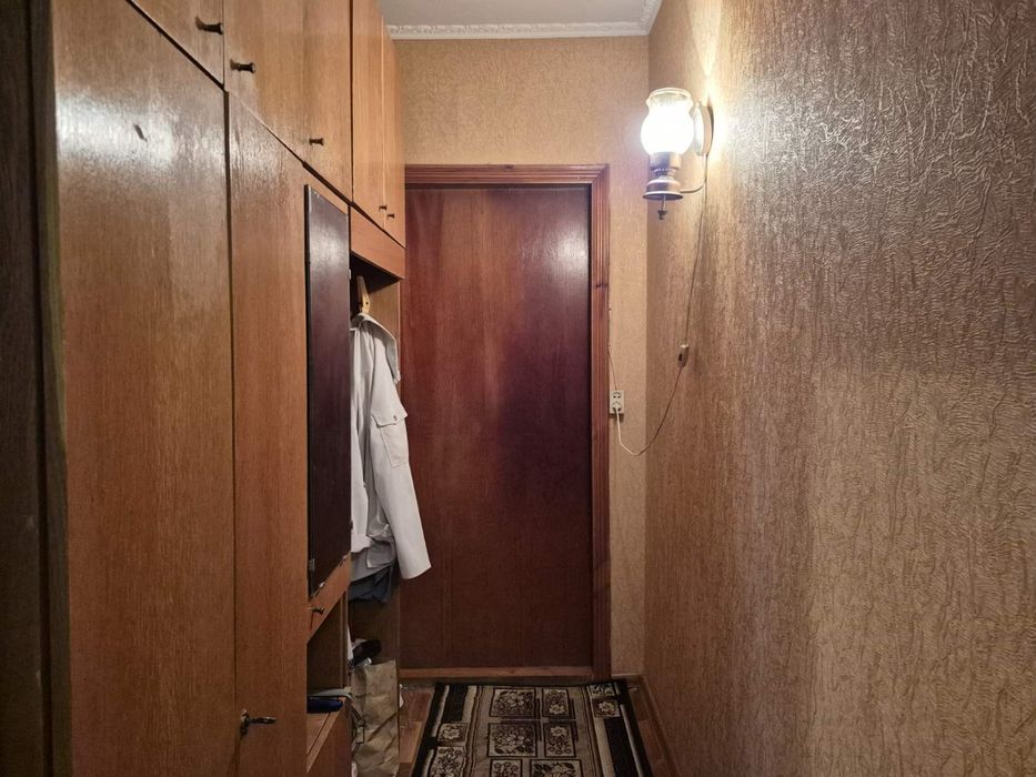 Продам 4х кімнатну квартиру Малікова