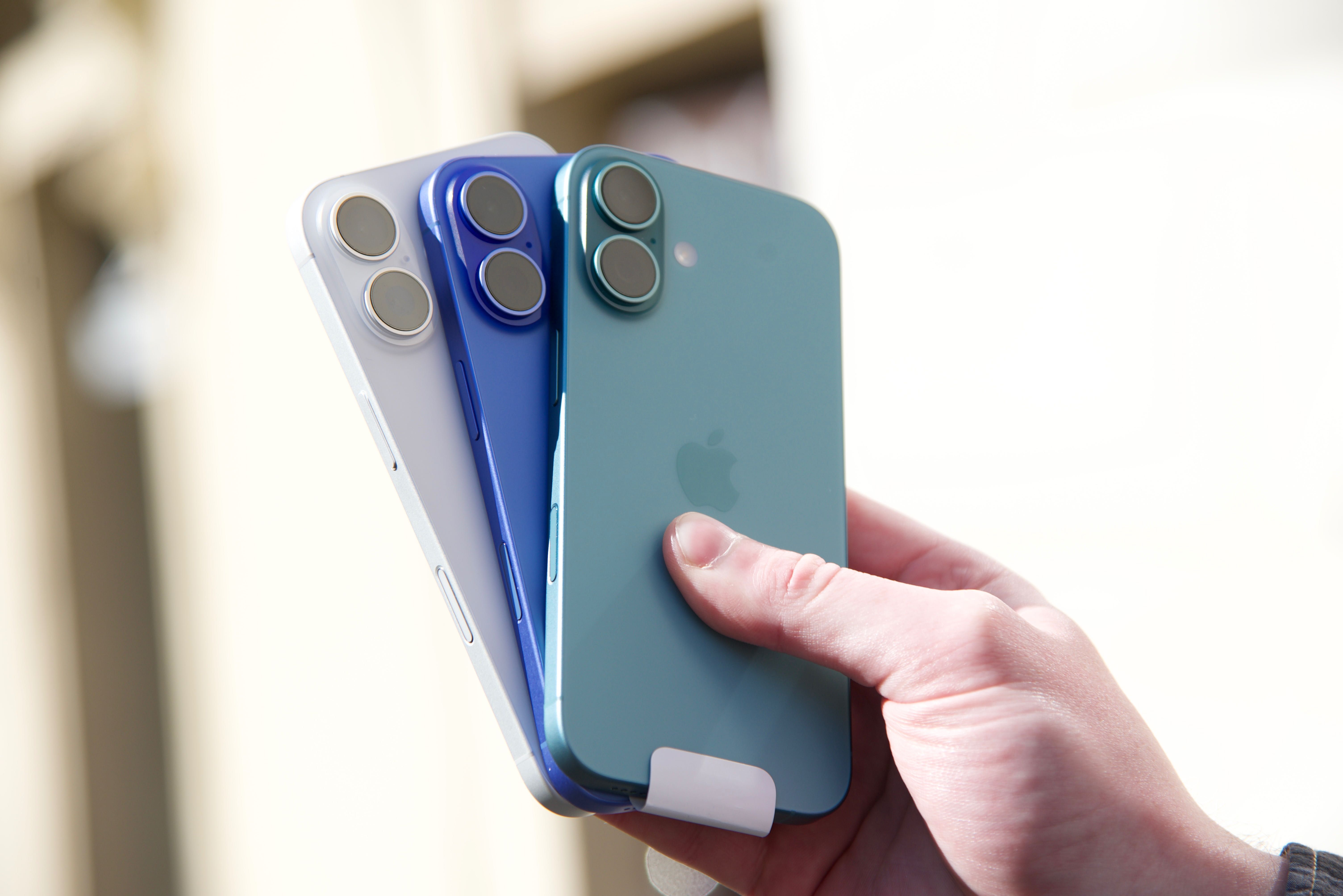 Used iPhone 16 128Gb Магазин iStory