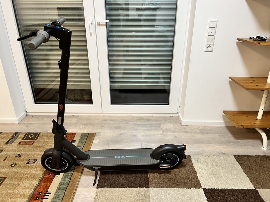 Продам свій електро самокат Ninedot G30