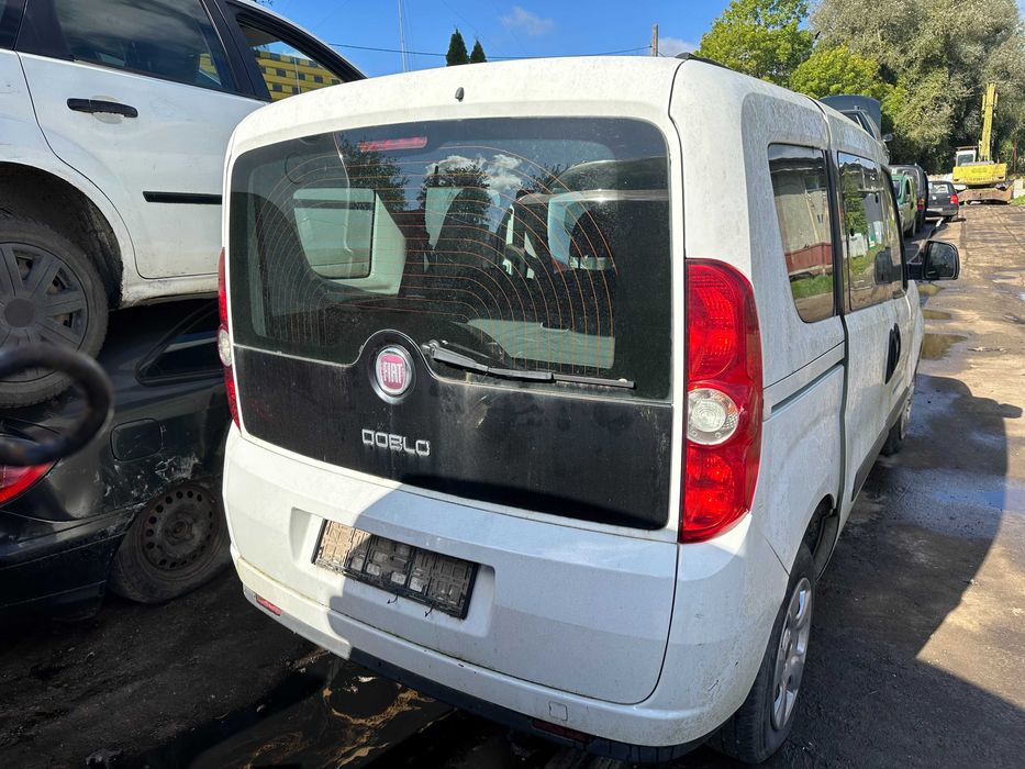 FIAT DOBLO  części blacharskie