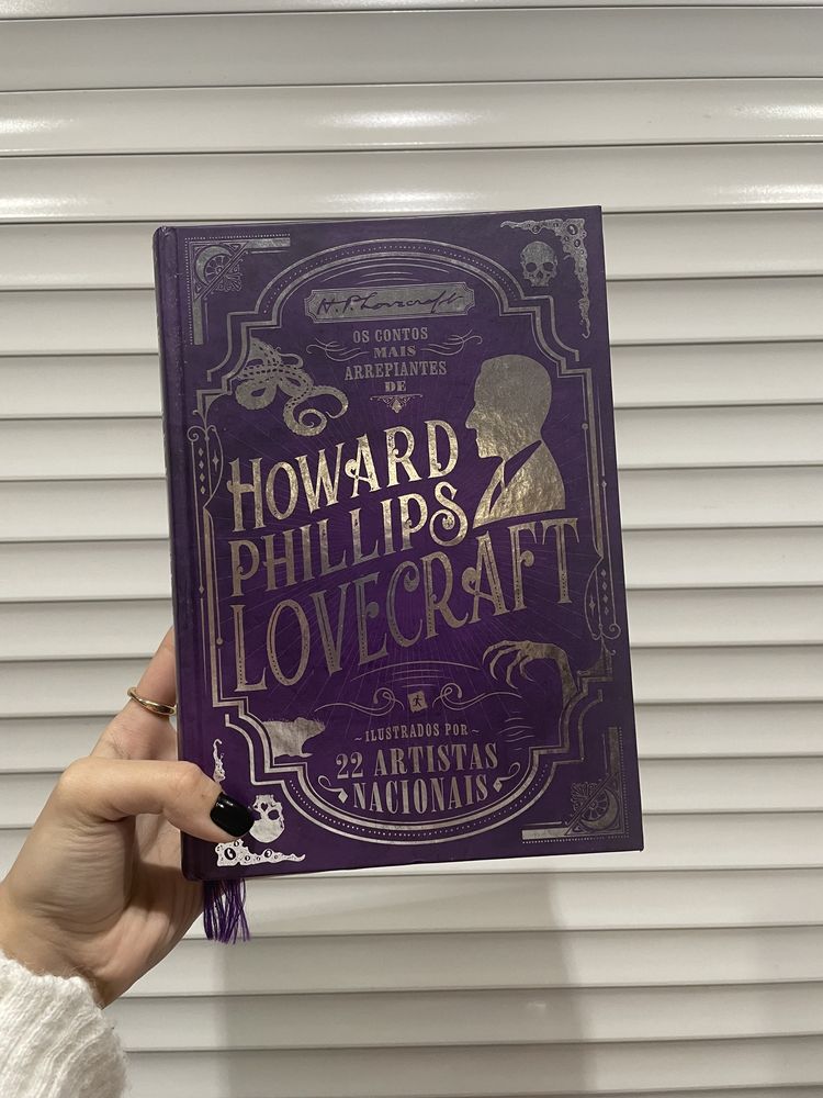 | Contos Arrepiantes de Howard Phillips Lovecraft |