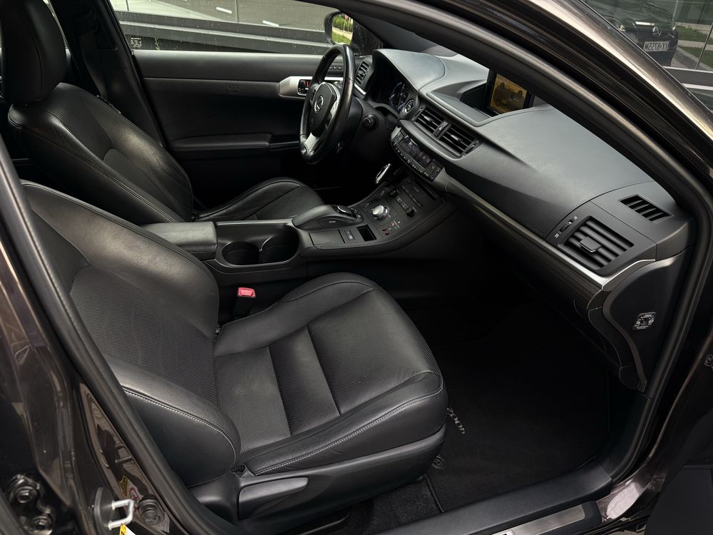 Lexus CT200 h F-Sport HYBRID