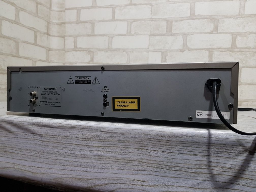 Hi-Fi! Програвач CD дисків ONKYO DX-6700, б/у з Німеччини
