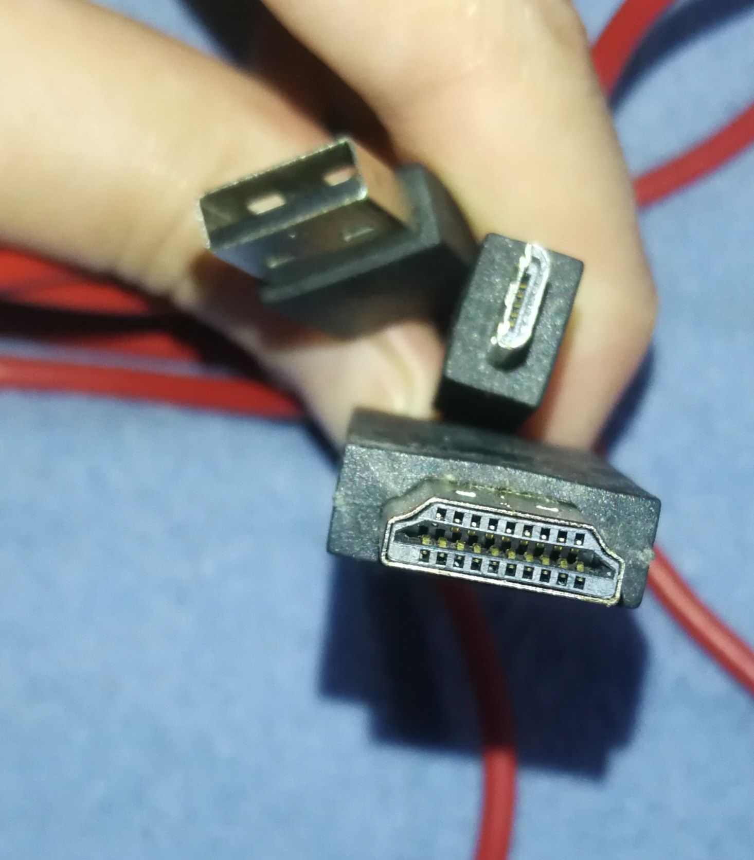 Cabo HDMI para dispositivos moveis (HDMI - USB )