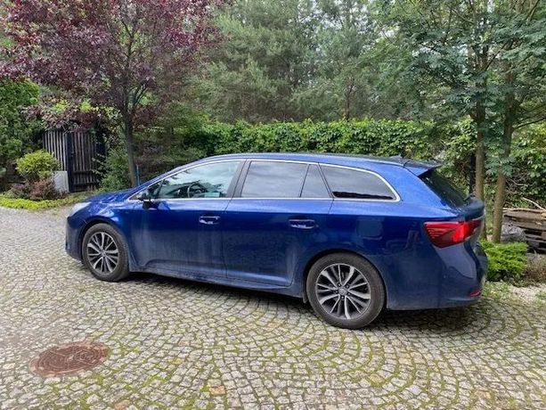 Toyota Avensis W zasadzie pierwszy właściciel, jeździla służbowo moja żona