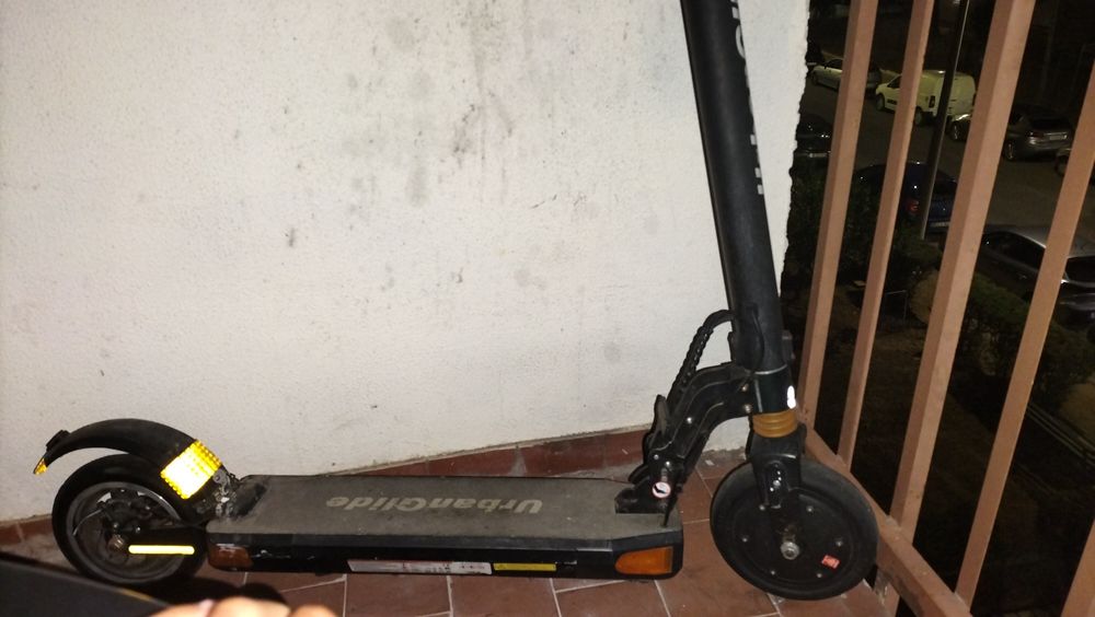 Trotinete da marca urban Glide