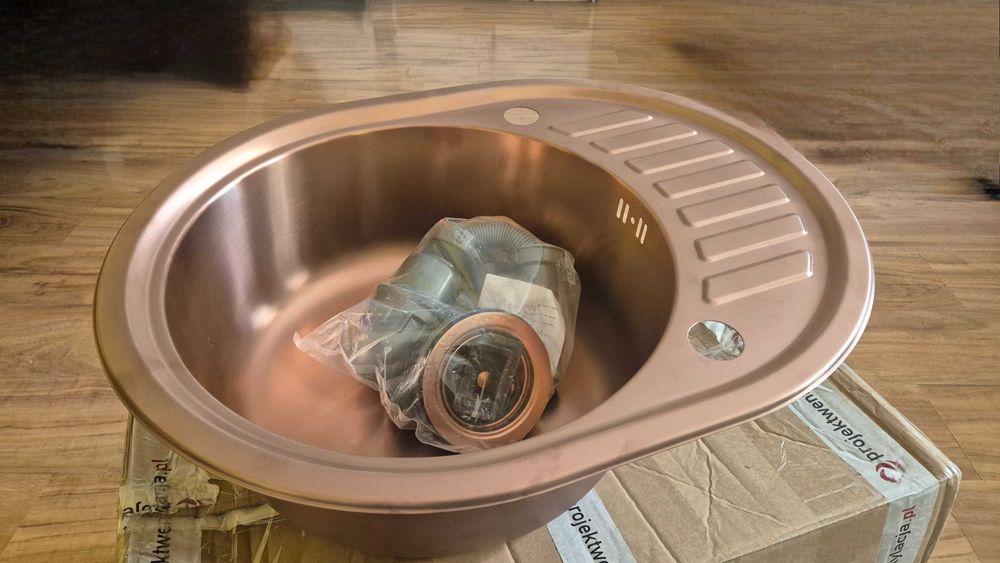 Zlewozmywak stalowy w kolorze miedzianym Quadron Jim216