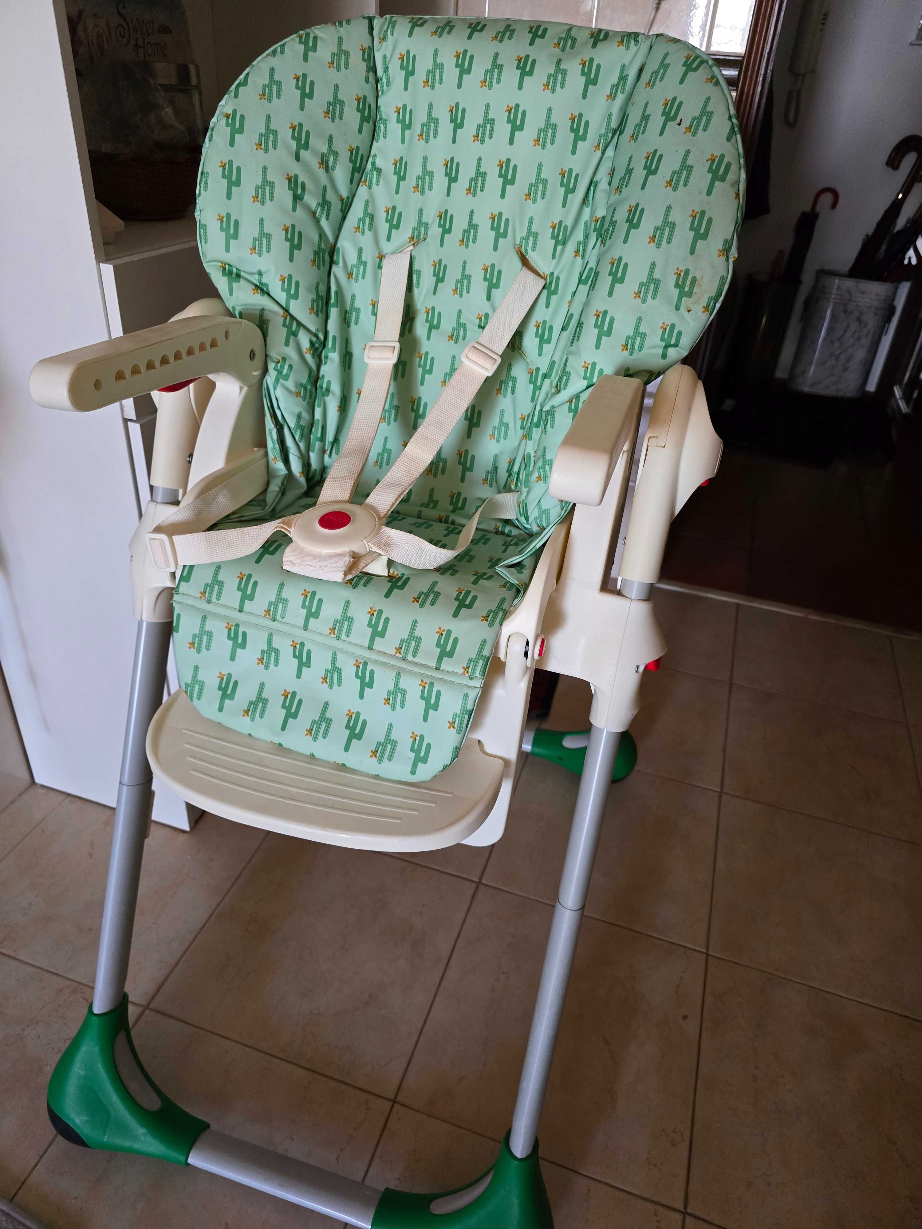Cadeira de refeição CHICCO