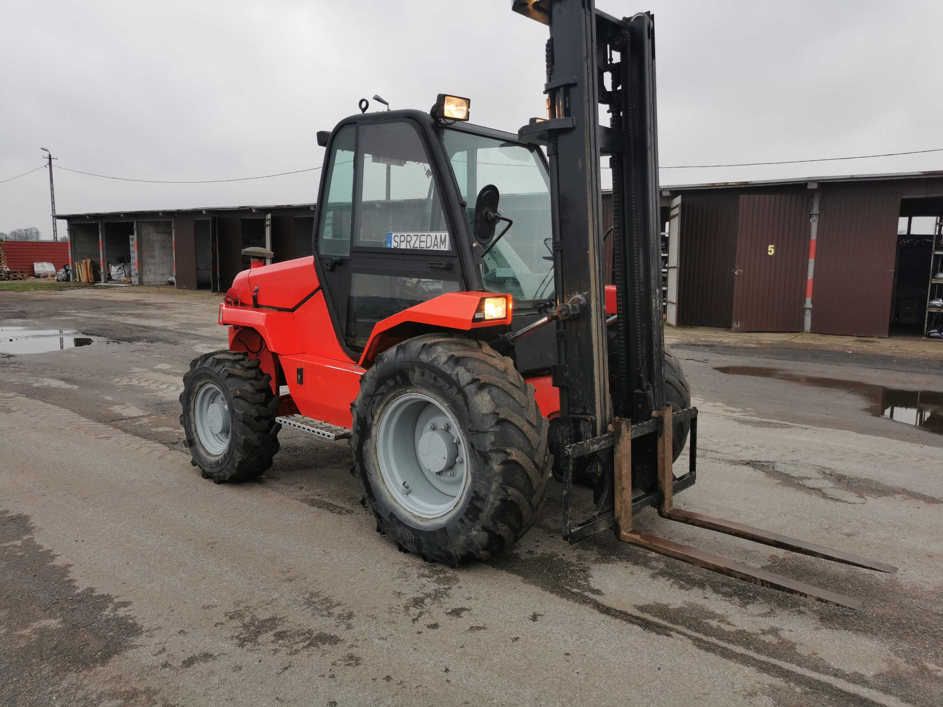 Wózek widłowy Terenowe Manitou M26-4 4x4 2004r