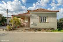 Moradia T5 para venda
