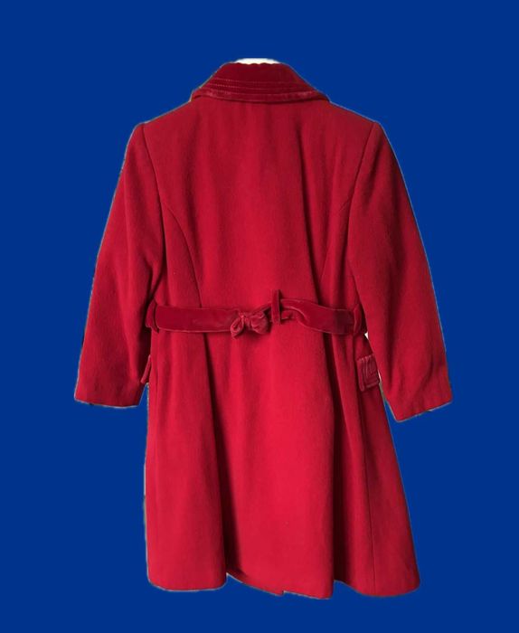 Casaco em ótimo estado menina