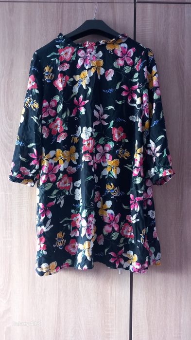 Sprzedam sukienki  r 42 44