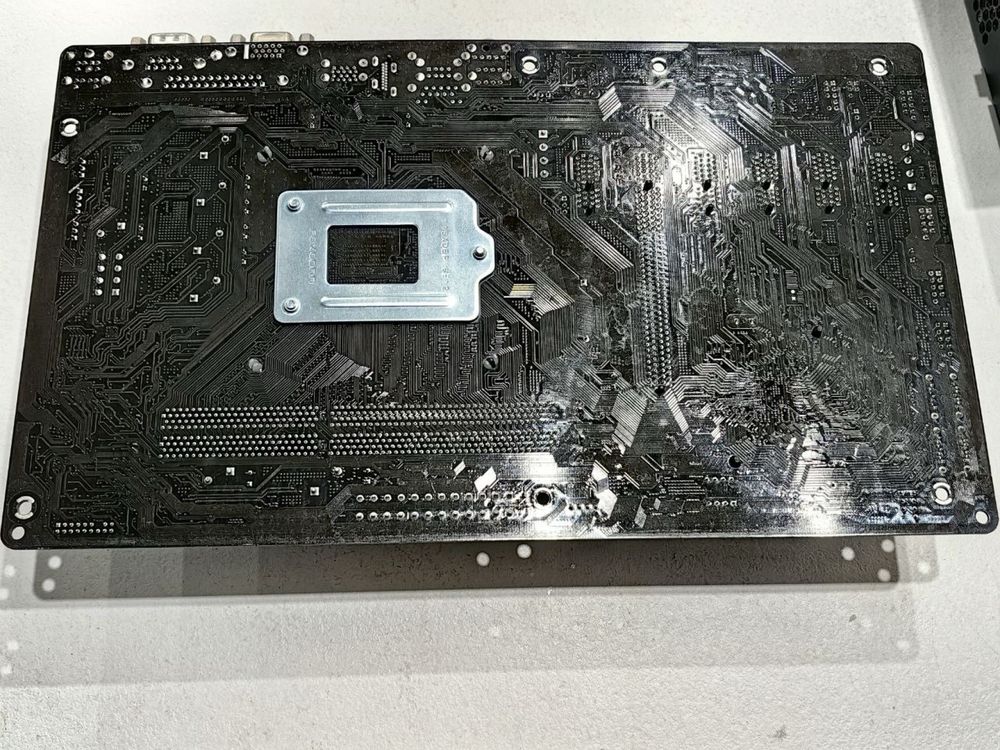 ASRock H81pro BTC с процем и памятью