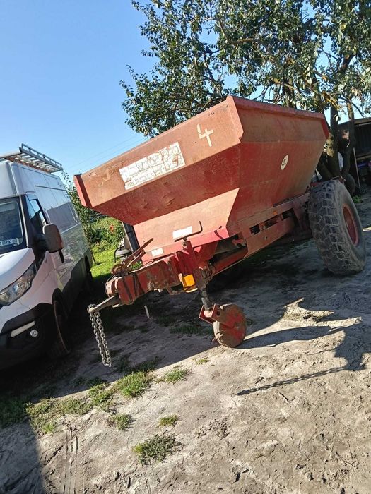 Rozsiewacz do wapna Bredal Wapniarka Import Niemcy