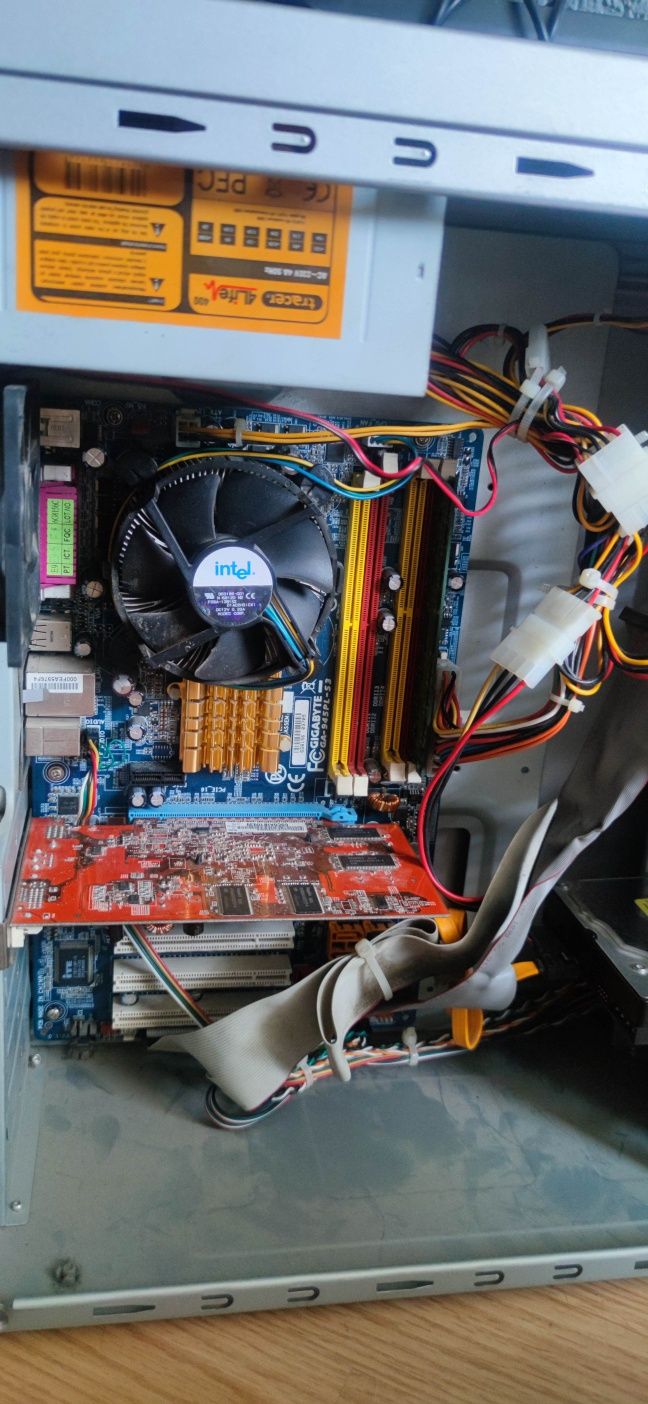 Komputer Intel Pentium dual