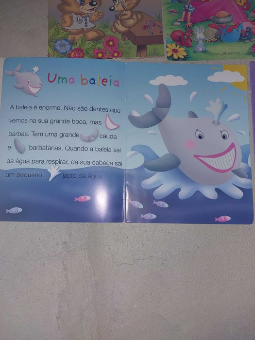 Vários livros infantis