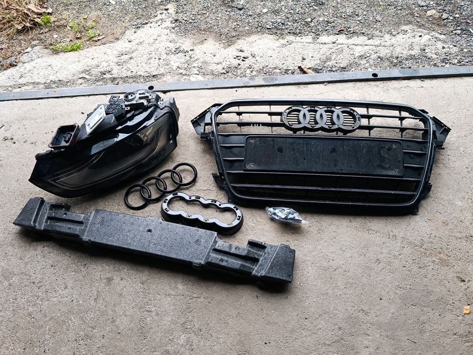 Audi a4 b8,,grill plus lampa,