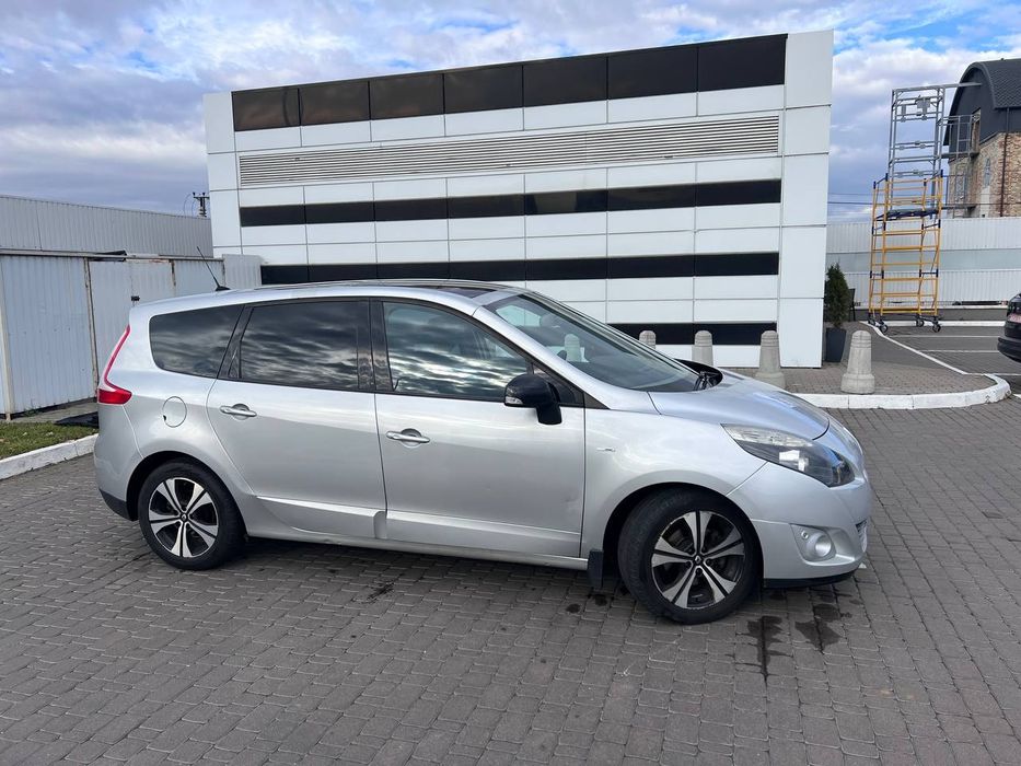 Рено Гранд Сценік (BOSE 2012р. 1,5л. дизель к9к, автомат)