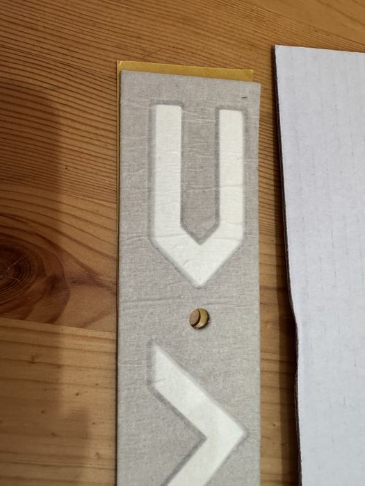 Emblemat logo tył oryginał DACIA