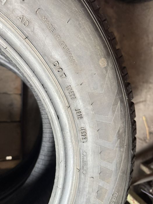 255 60 R18 Good Year комплект зима 4шт