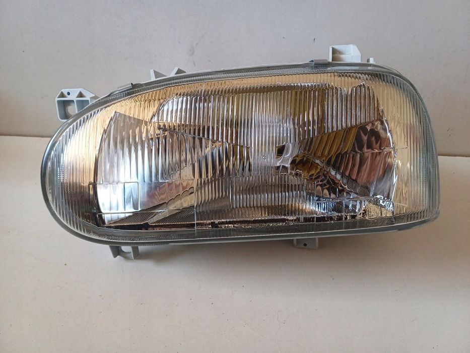 lampa lewy przod VW GOLF III 91-97r