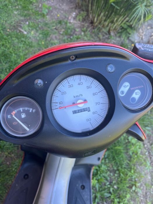 Vendo scooter honda x8r 50cc como nova