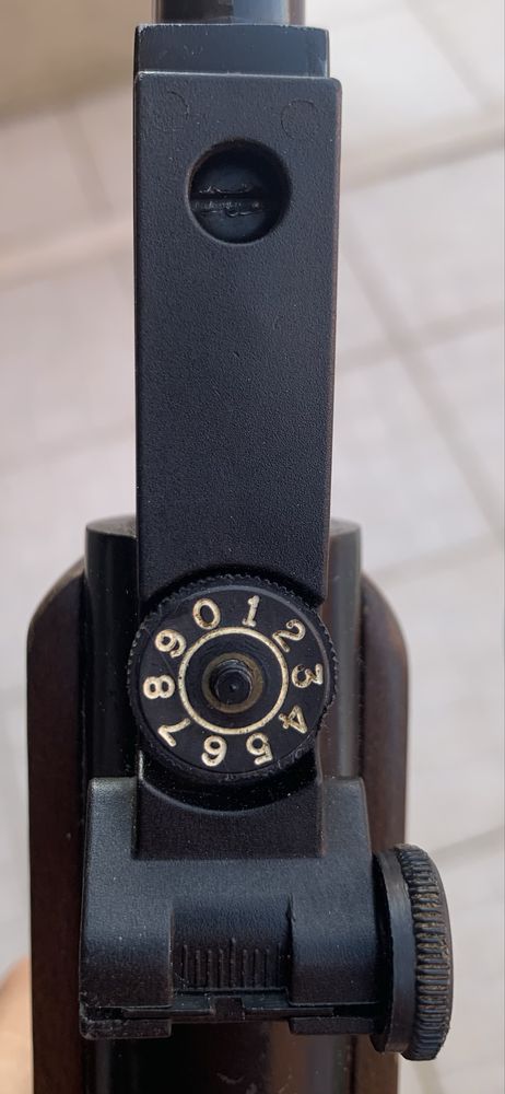 Carabina ar comprimido Mod 73