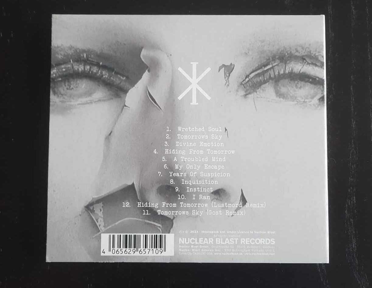 Host – IX (Nick Holmes & Greg Mackintosh)