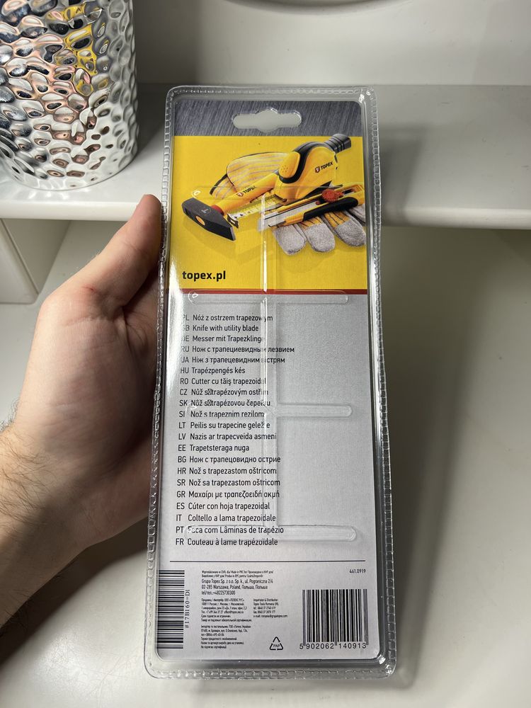 Nóż z ostrzem trapezowym TOPEX 17B160