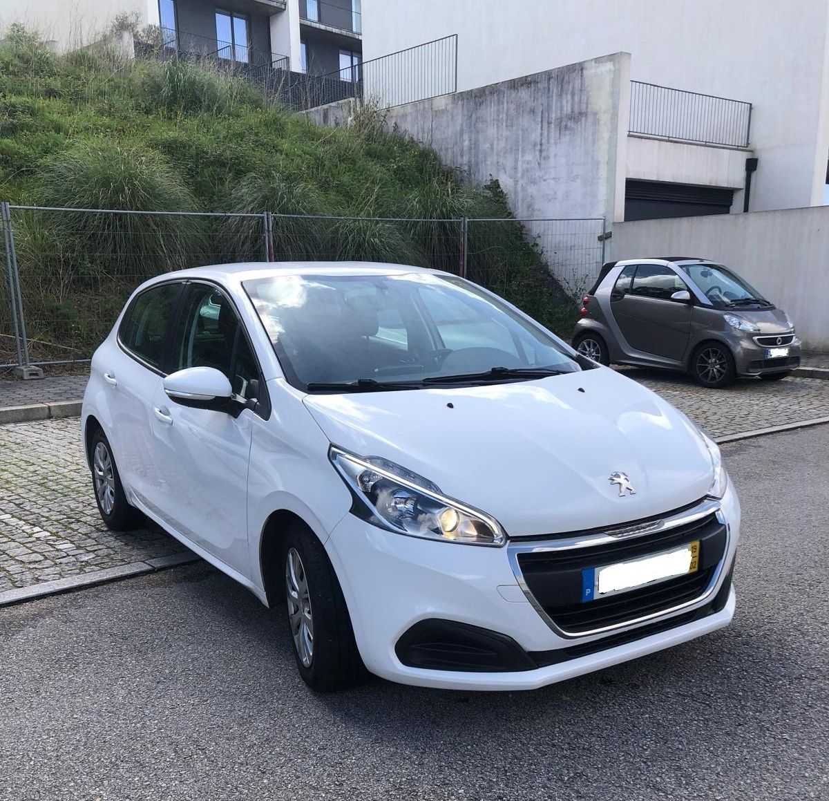 Peugeot 208 BlueHdi  1.5 102cv 115mil kms