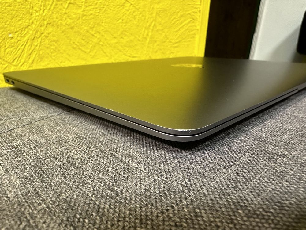 MacBook Air A2337 M1/8/256 Space Gray