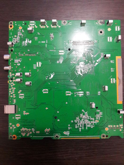 Материнская плата от телевизора LG 5DEBT000-0100
