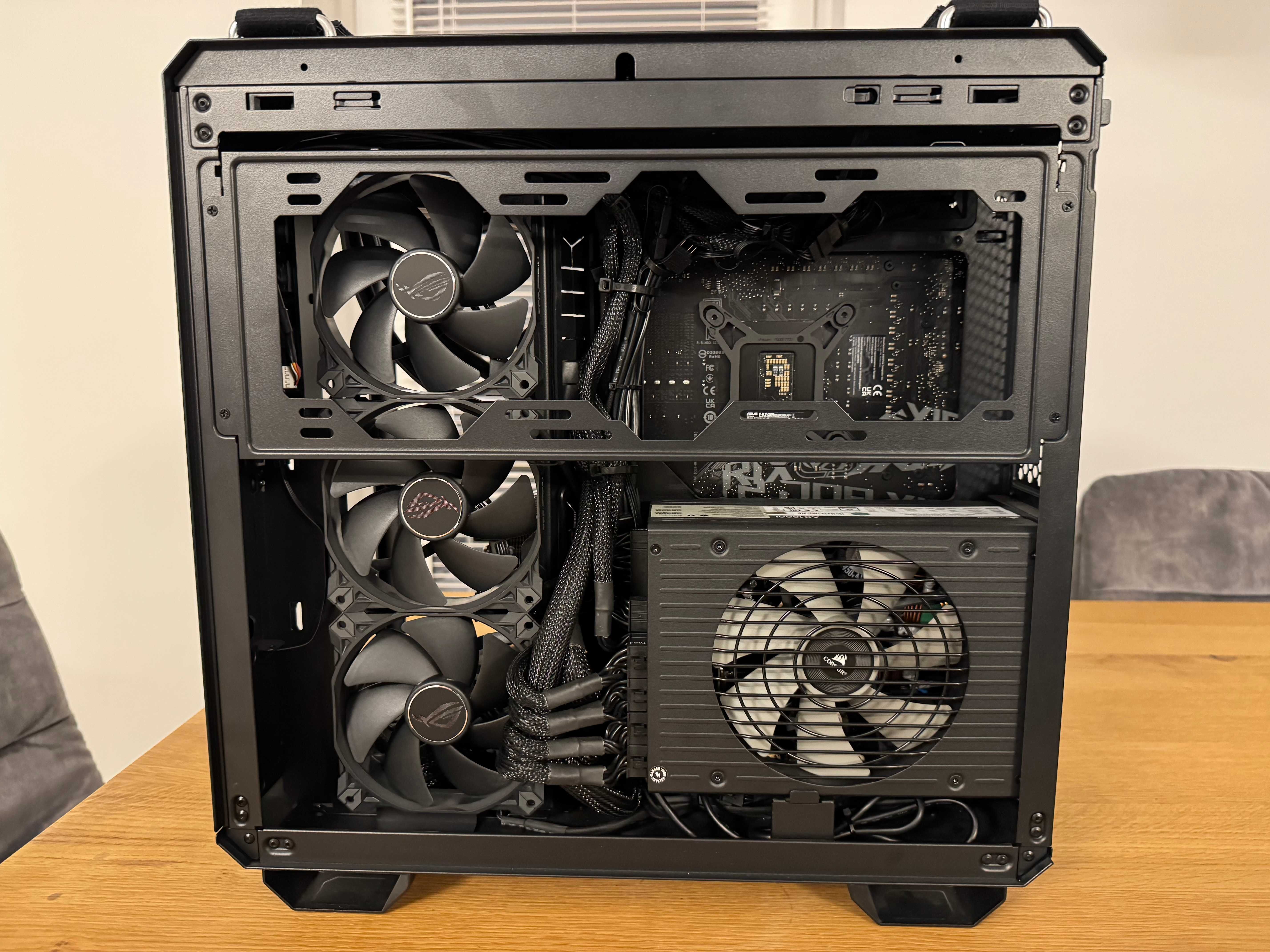 Komputer gamingowy high-end - i9-13900K, RTX 4090, 64GB RAM, AIO