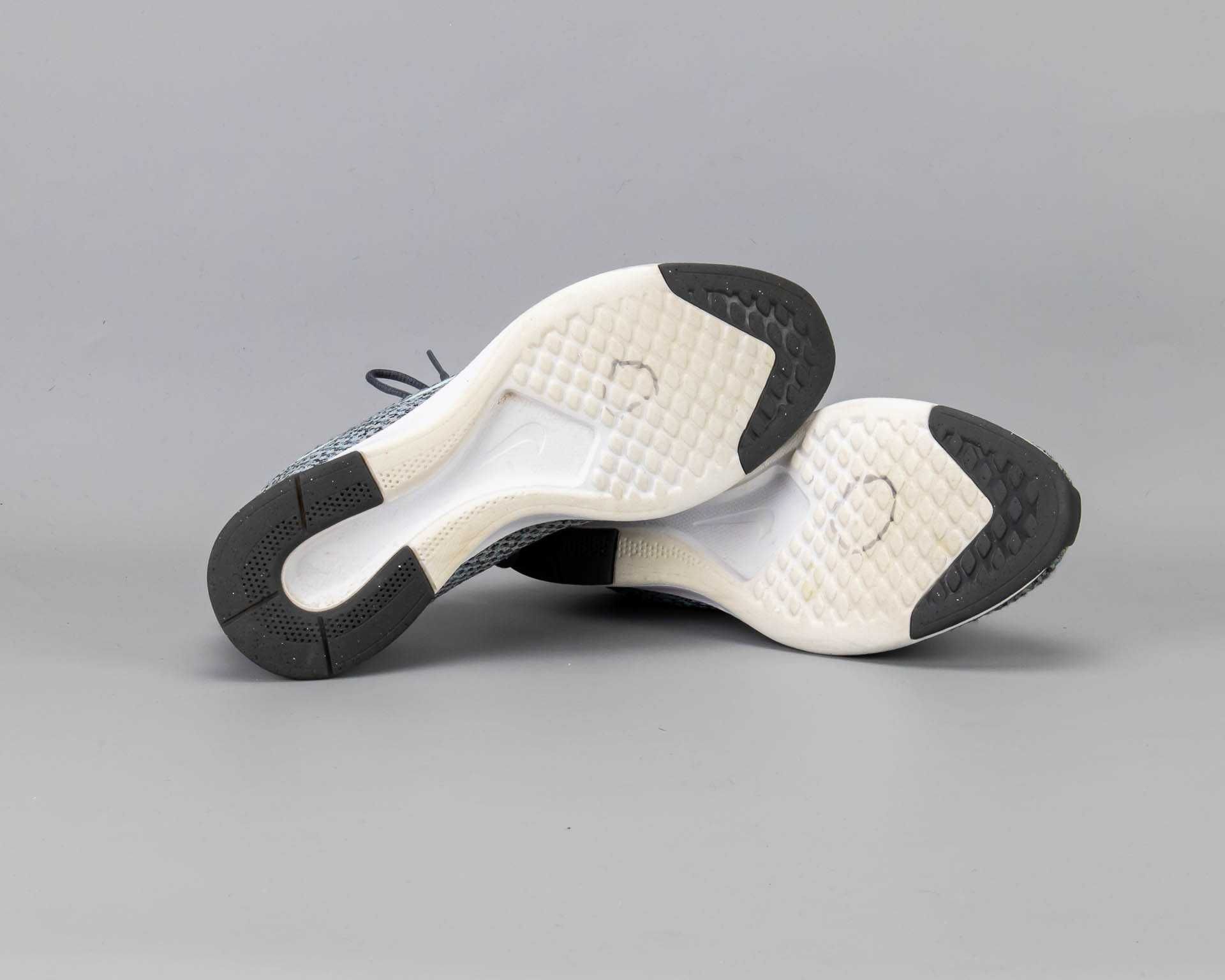 Легкие кроссовки в сетку Nike Dualtone Racer.38 размер