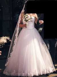 Suknia ślubna princessa biała welon hiszpańska koronka
