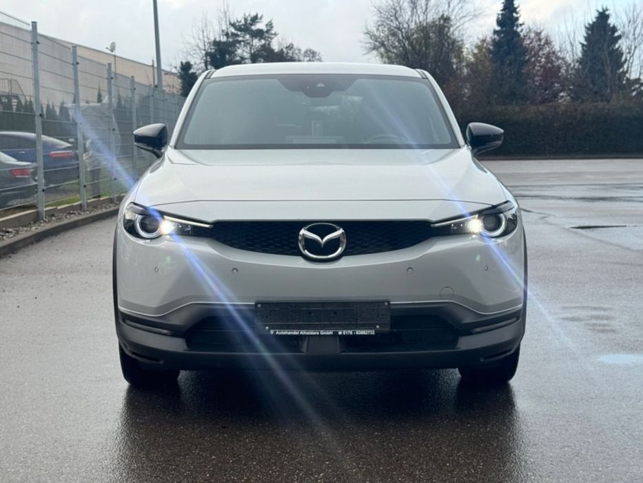 Бампер Mazda MX30 2019- разборка мх30 запчастини