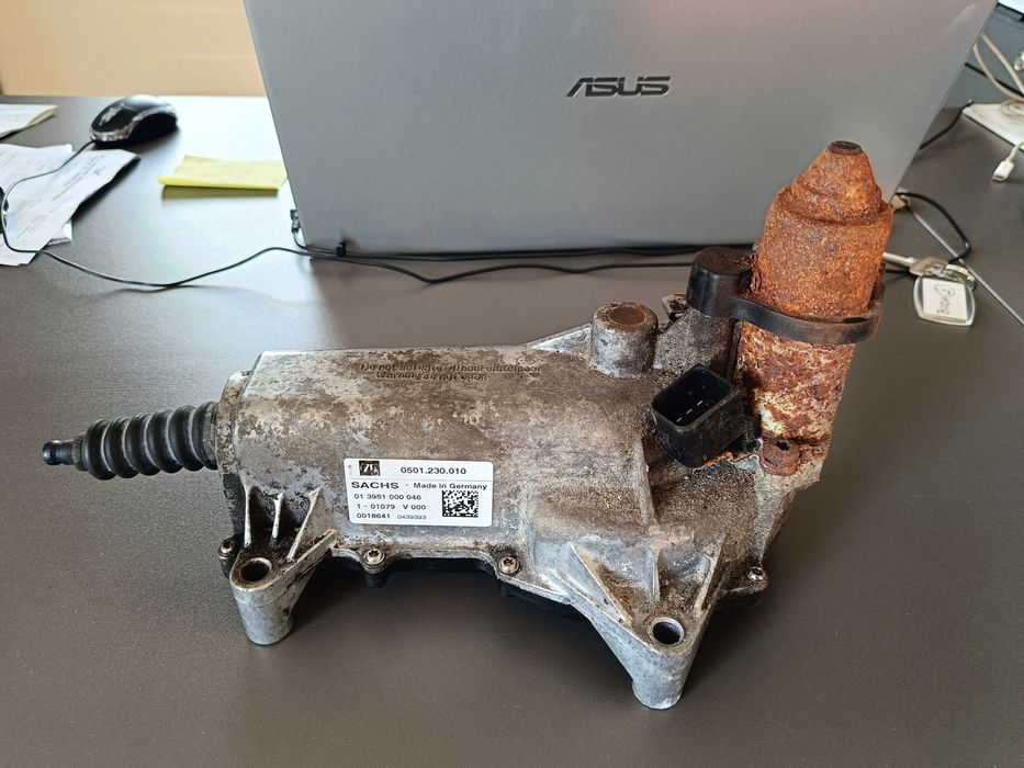 Siłownik sprzęgła wysprzęglik SACHS Iveco Daily 06-12