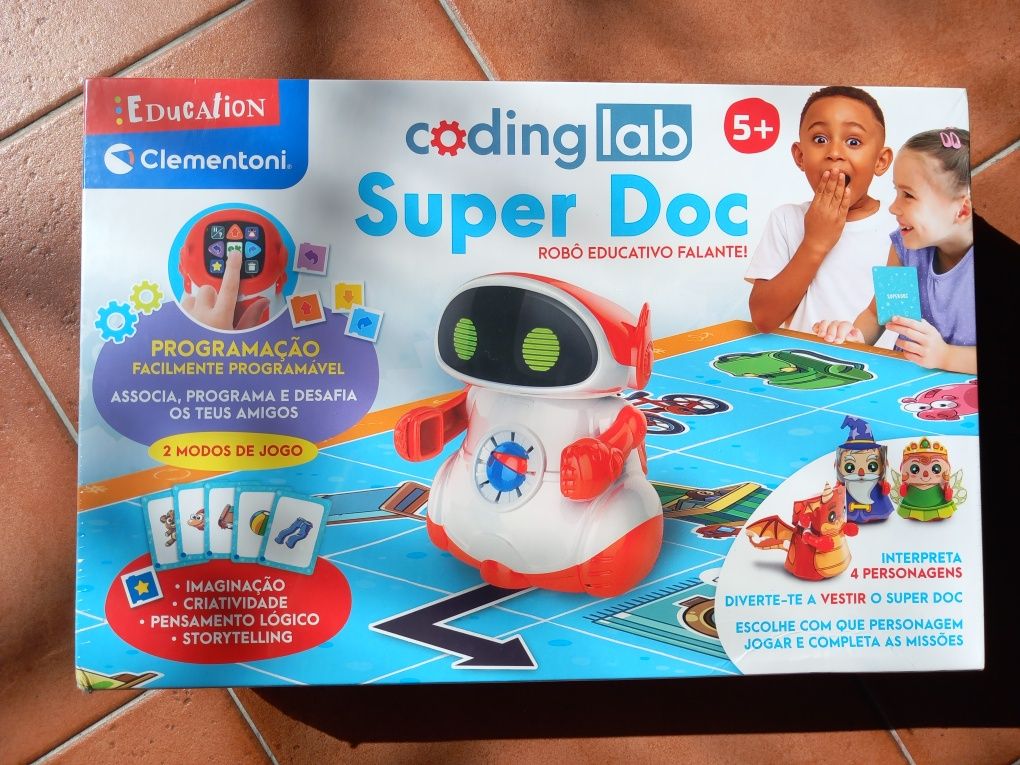 Brinquedo: Super Doc - Robô educativo falante