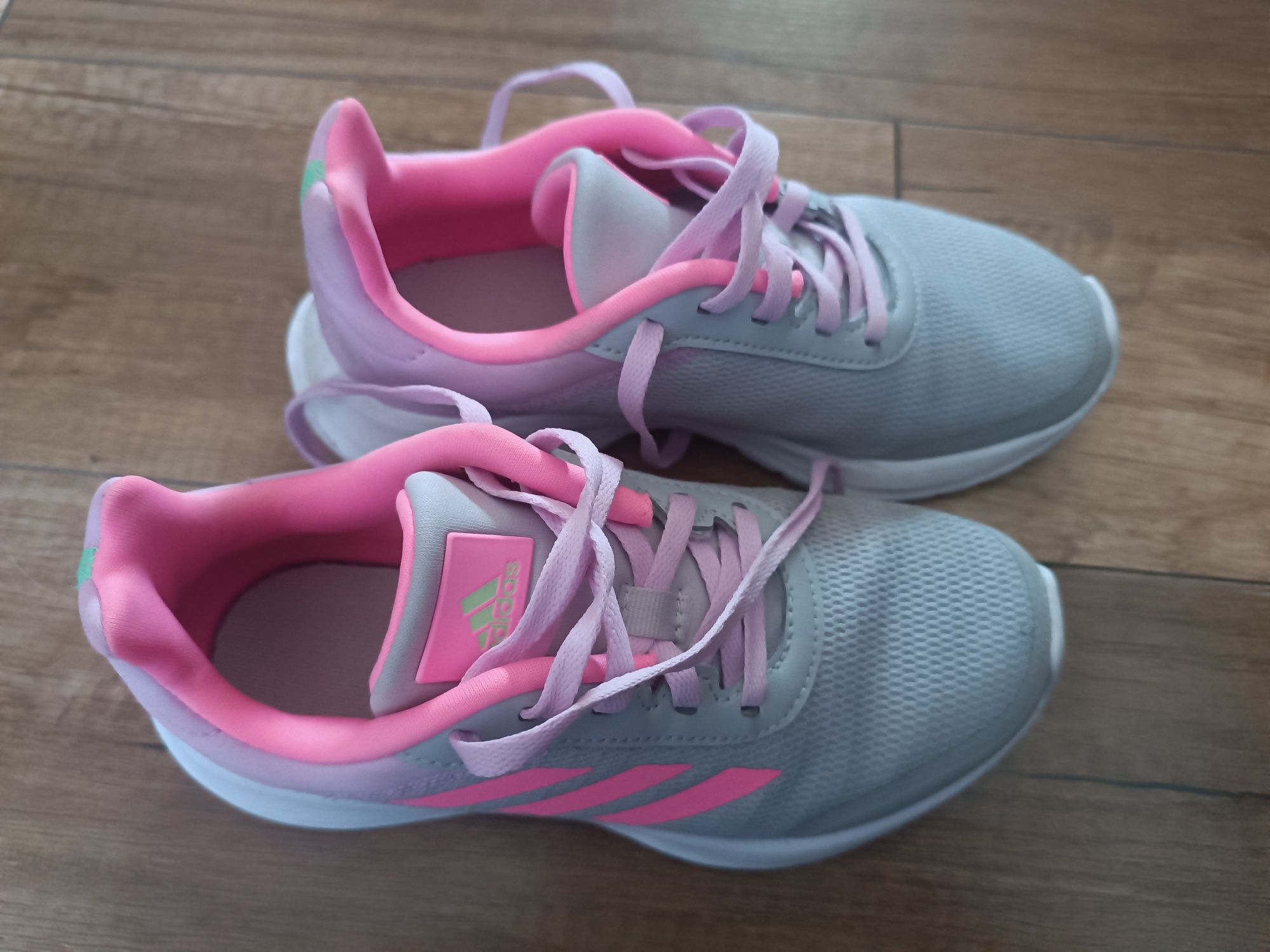 Buty sportowe Adidas dziewczęce