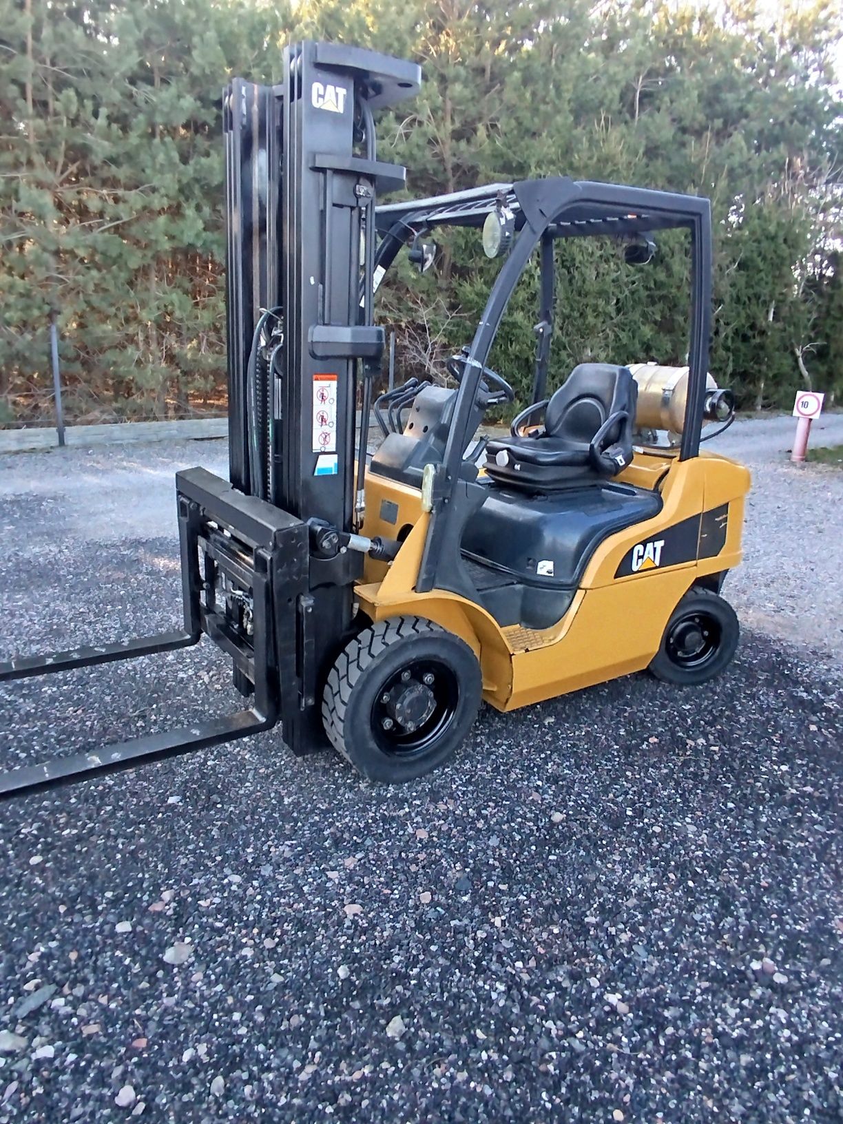 Wózek widłowy Car Caterpillar fg 25 2011r LPG