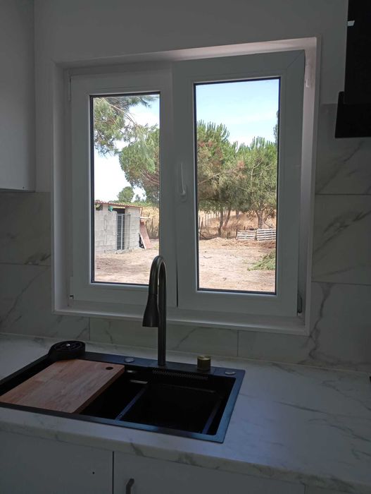 Arrendo quinta com casa remodelada no campo perto de Almeirim