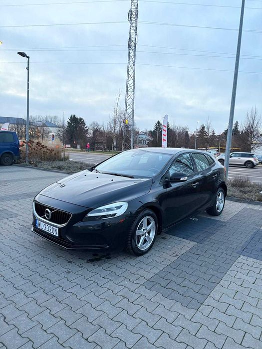 Volvo V40 D2 • Automat • Podgrzewane fotele • Bezwypadkowe • LED