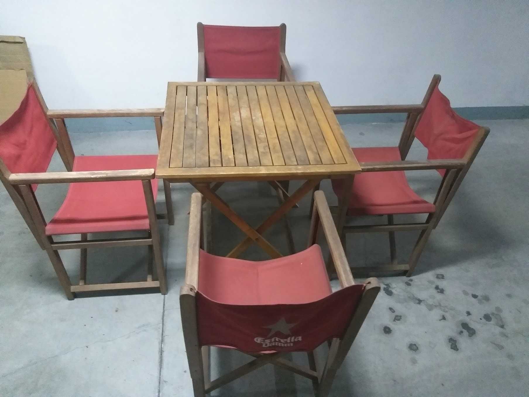 Mesa e cadeiras, jardim/varanda.