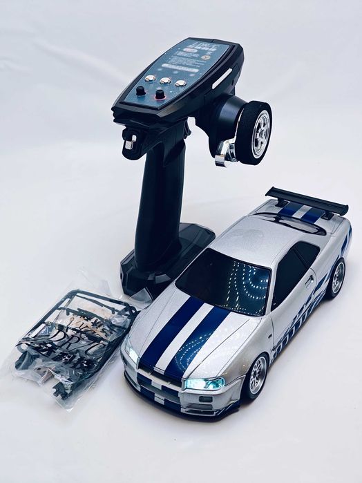 Samochód RC do driftu LDRC 1899 1/18 RWD zdalnie sterowany NISSAN GTR