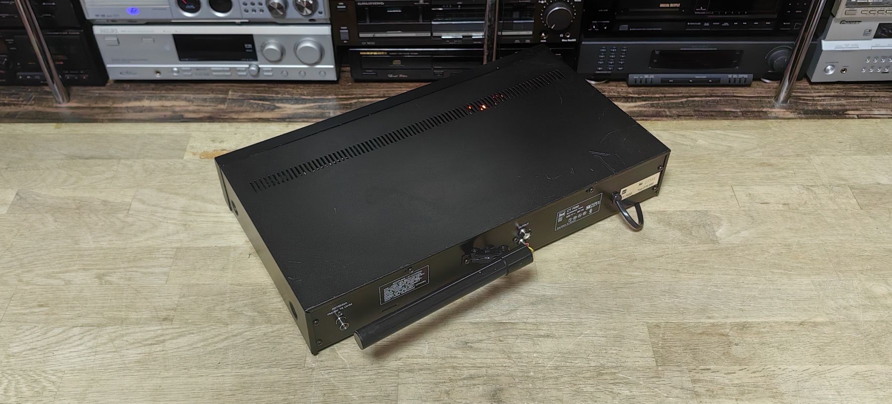Тюнер Dual CT 7030