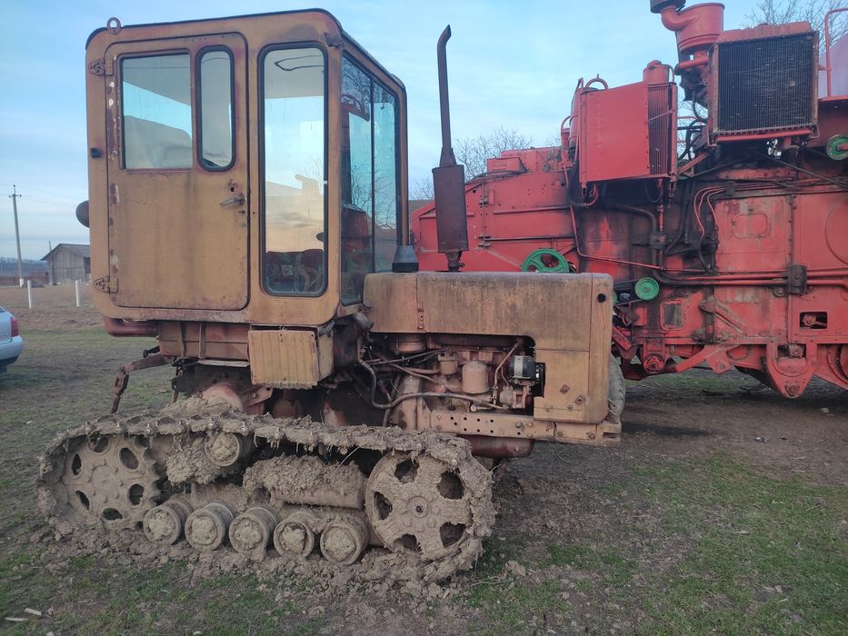 Продам трактор  на ходу