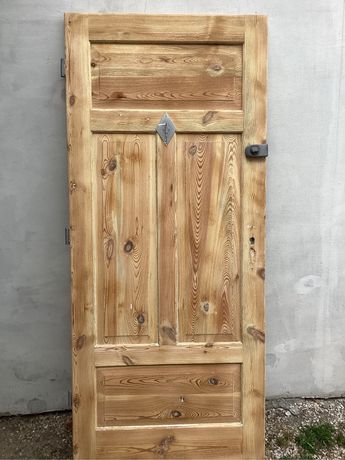 Stare drzwi po piaskowaniu