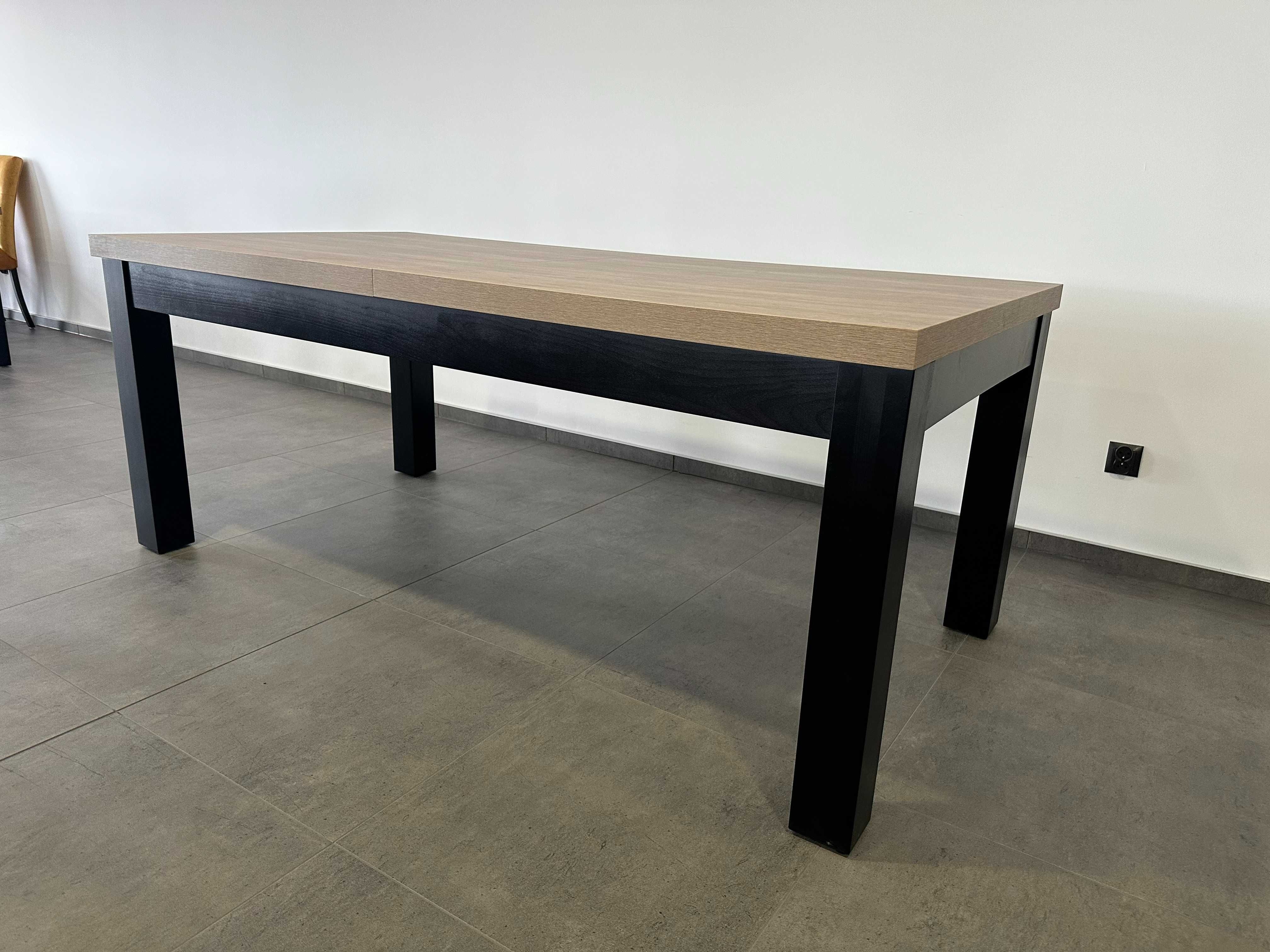 Stół rozkładany CLASSIC 200/300cm Stół z czarnymi nogami LOFT