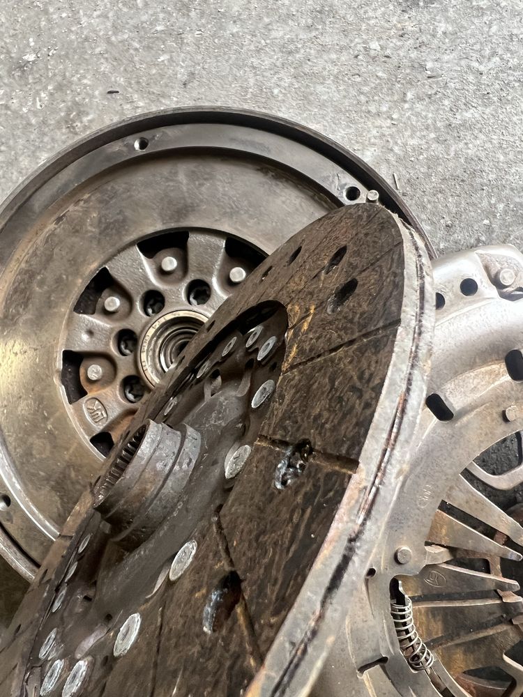 Sprzęgło Dwumas kompletne Mercedes CKlasa Sprinter w 204 2.2cdi A646